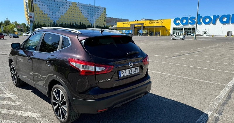 Nissan Qashqai cena 59000 przebieg: 102500, rok produkcji 2014 z Rzeszów małe 596